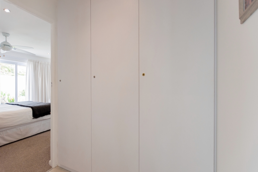 3 Bedroom Property for Sale in Golden Mile Western Cape